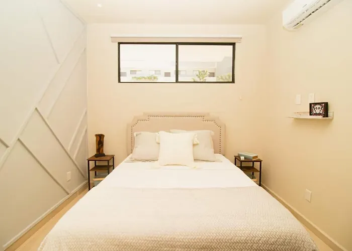 Modern 3br 3 Queen Beds, 200mb, 2 Gyms & 6 Pools Casa de férias *