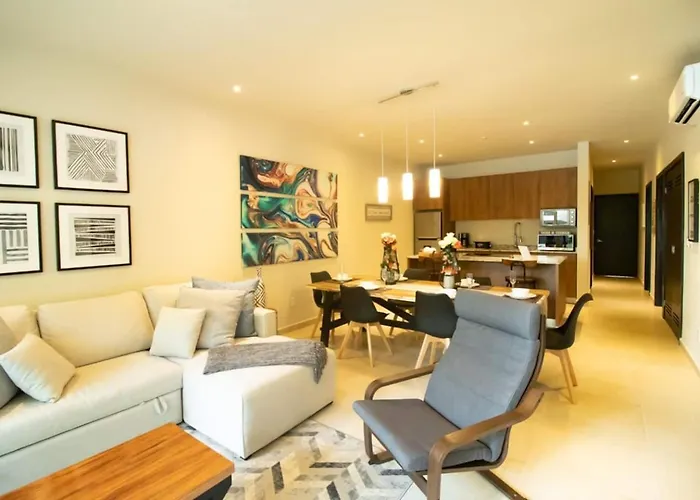 Modern 3br 3 Queen Beds, 200mb, 2 Gyms & 6 Pools Playa del Carmen