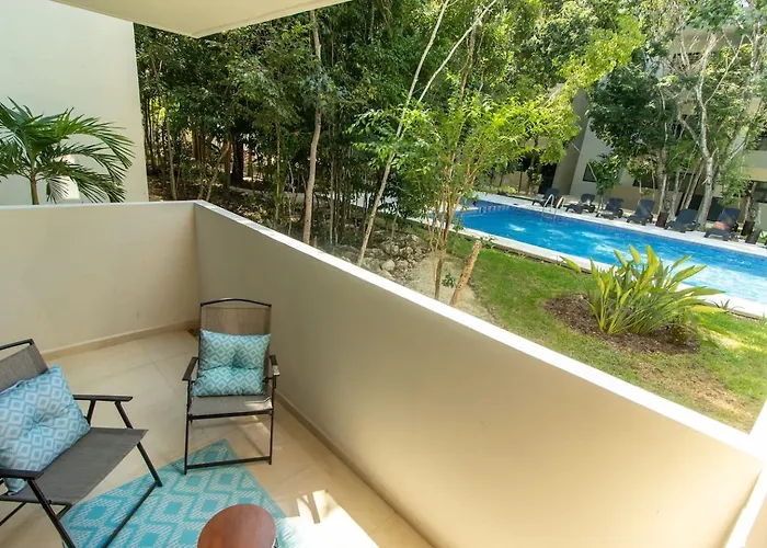 Modern 3br 3 Queen Beds, 200mb, 2 Gyms & 6 Pools Casa de férias